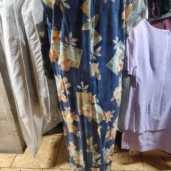 Caribbean Joe Blue Shift Dress - Picture 2 of 4